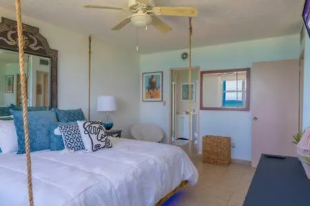 Luxury Beachfront Condo With Pool And Beachview Balcony San Juan